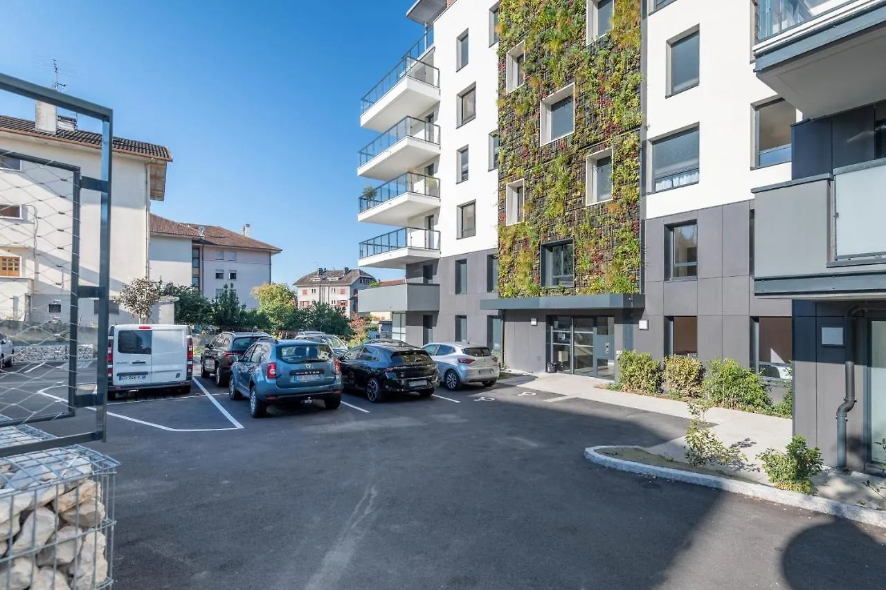 Vire Moulin Furnished Flat Apartment Annecy